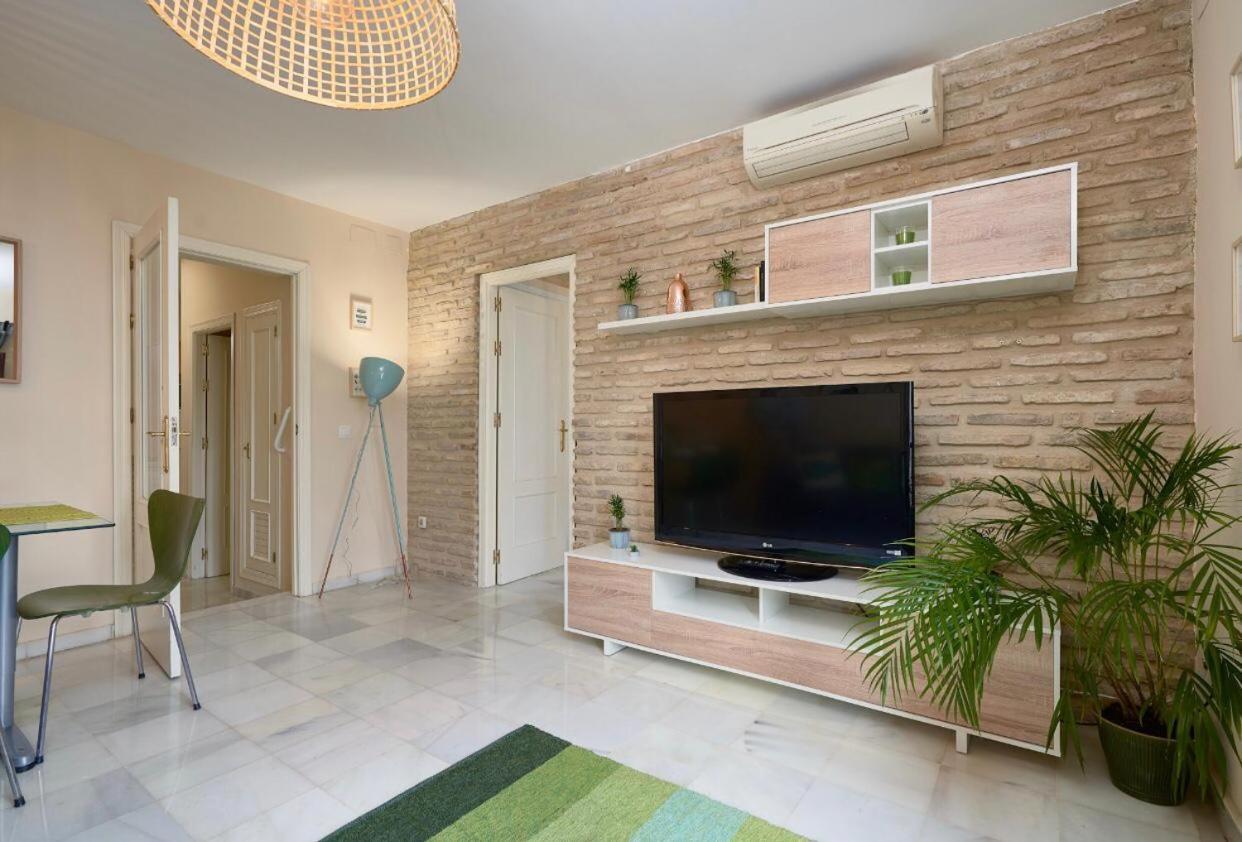 Apartamentos Y Lofts En Triana Севилья Экстерьер фото
