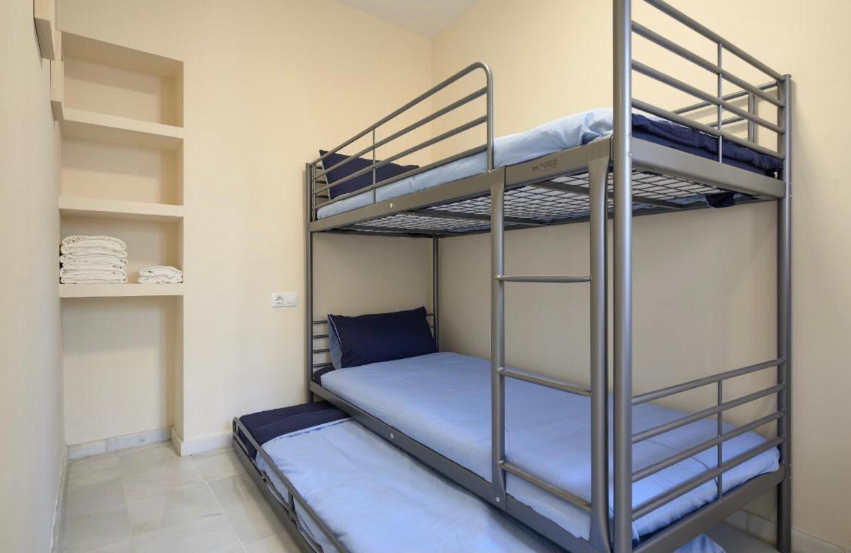 Apartamentos Y Lofts En Triana Севилья Экстерьер фото
