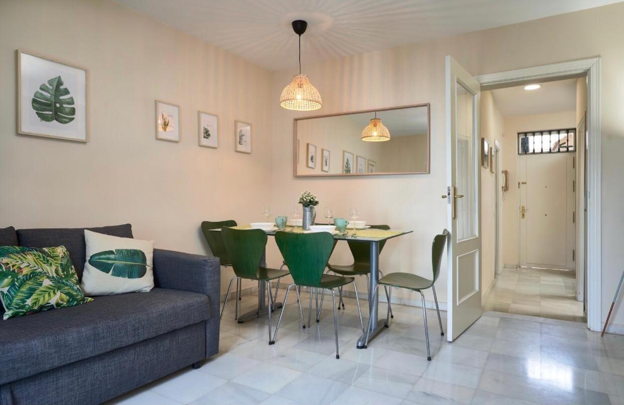 Apartamentos Y Lofts En Triana Севилья Экстерьер фото